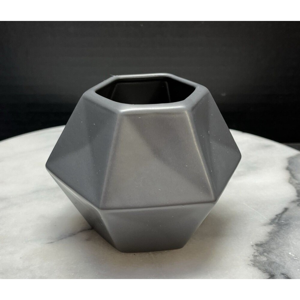 IKEA Almhult Livslang Gray Charcoal Faceted Hexagon Vase 3" Inma Bermudez